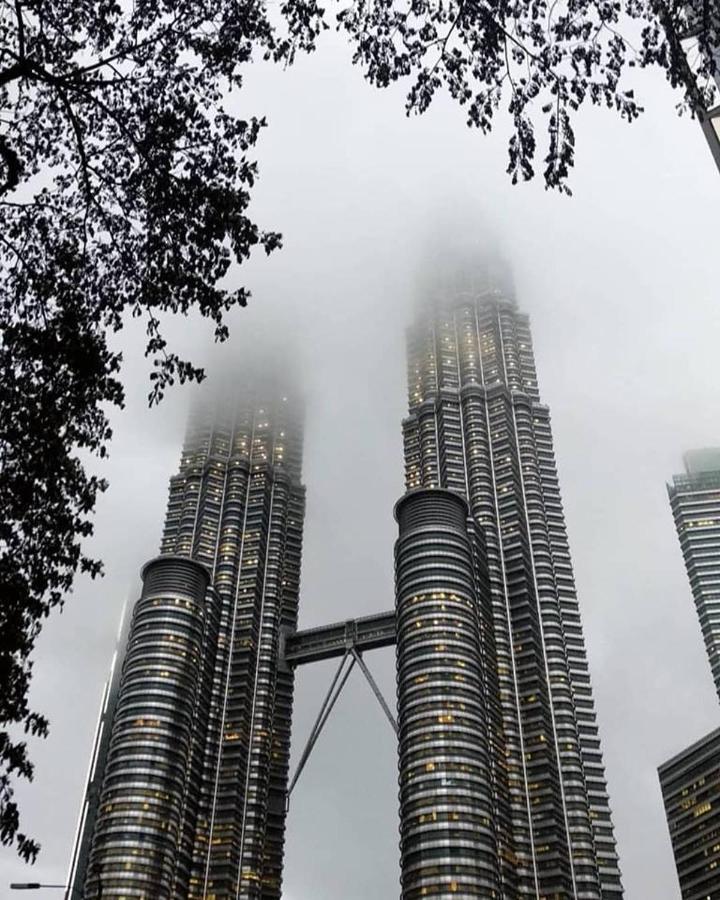 Hostel Twin Towers Dorms Kuala Lumpur Exterior foto